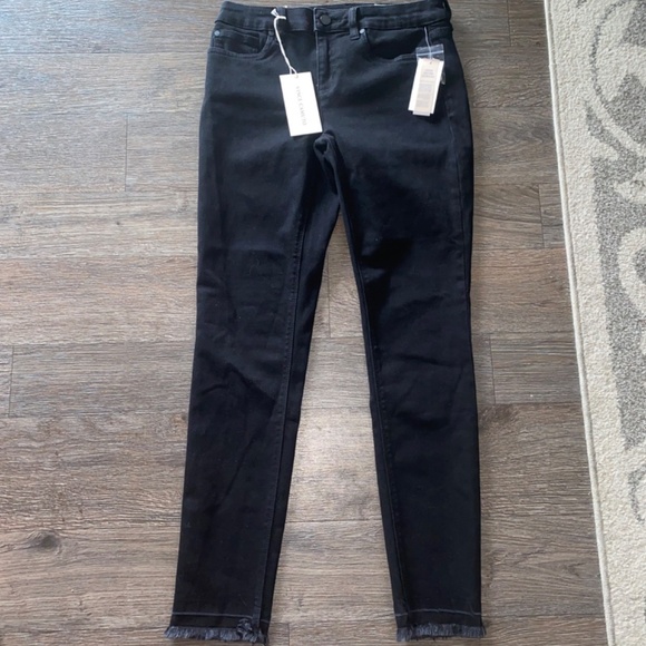 NWT Vince Camuto size 27/4 black denim ankle pants - Picture 5 of 10